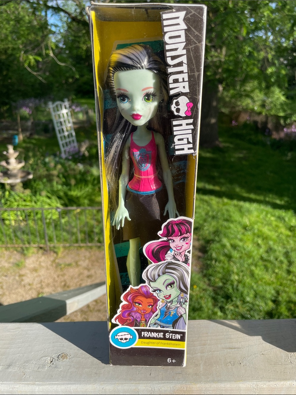 Monster High Frankie Stein Doll — Green Skin, Black Hair, Pink Top